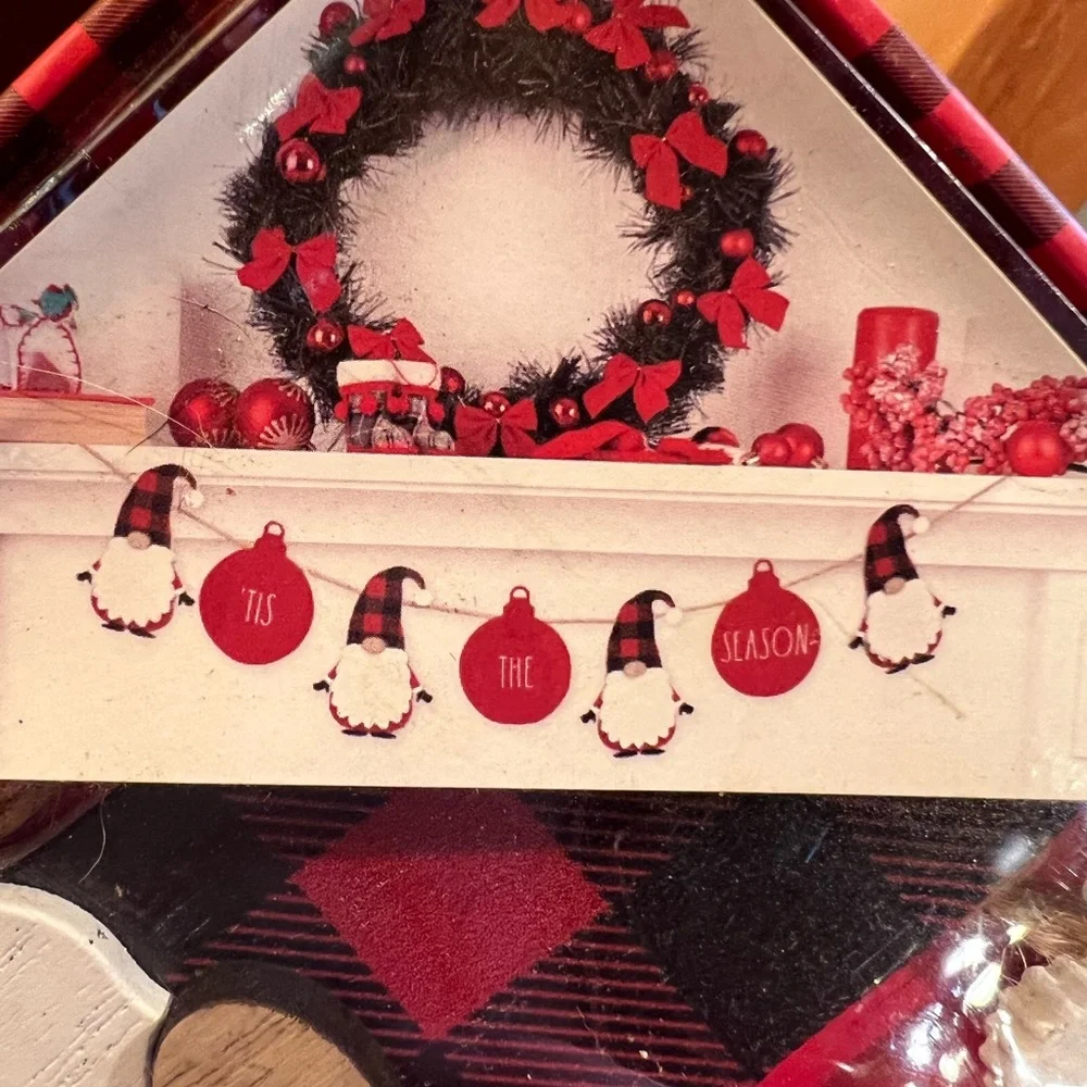 Rae Dunn- “Tis The Season” Gnome Garland